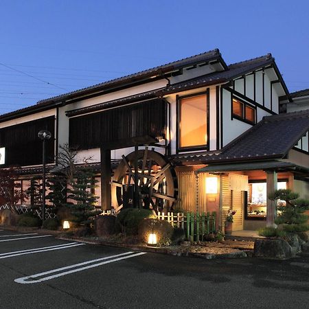 Апартаменти Sushi House Сінґу Екстер'єр фото