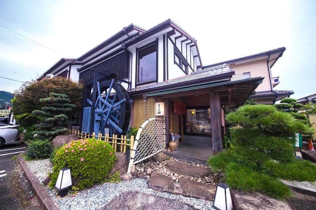 Апартаменти Sushi House Сінґу Екстер'єр фото